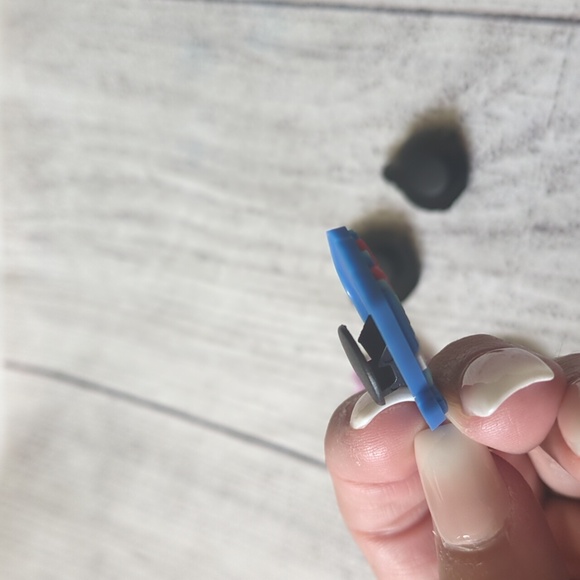 Croc charms - Picture 3 of 3